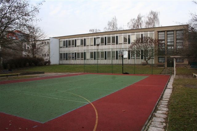 Venkovní sportovní hřiště